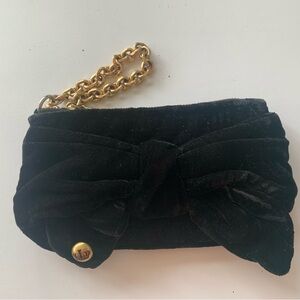 Juicy Couture velvet quilted bow heavy chain wristlet purse